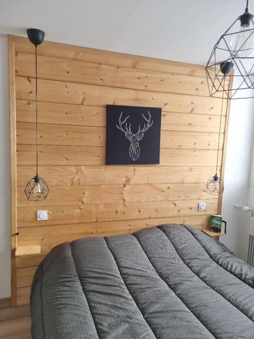 Appartement Tres Lumineux Egat Eksteriør billede