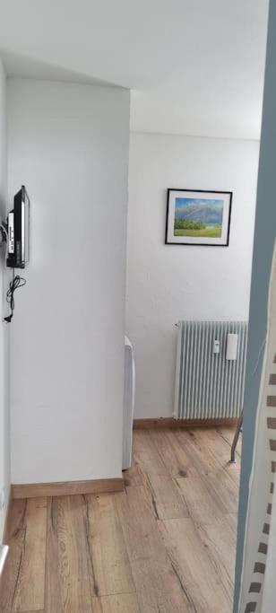 Appartement Tres Lumineux Egat Eksteriør billede